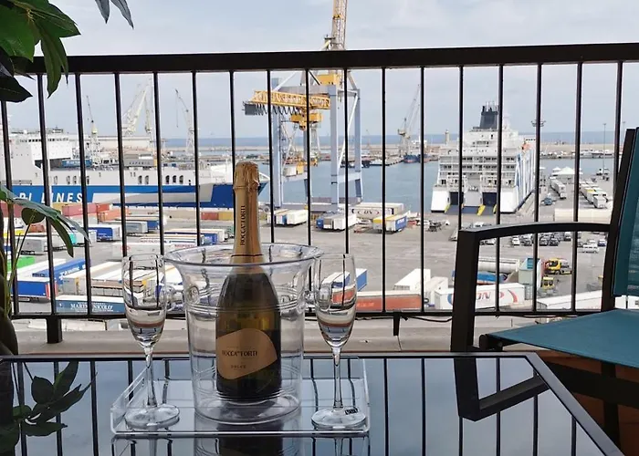 Port Side Elegance Palermo