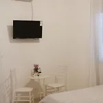 Port Side Elegance 3*
