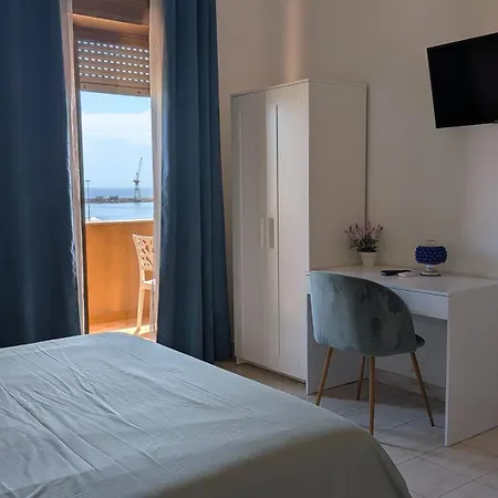 Port Side Elegance Vendégház 4*
