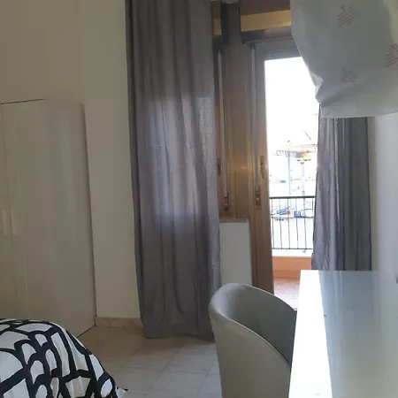 Port Side Elegance 3*