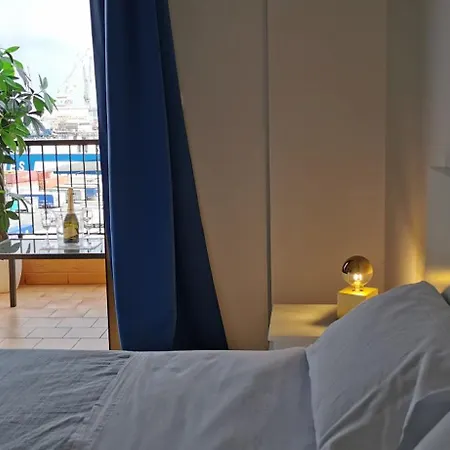 بيت ضيافة Port Side Elegance 3*