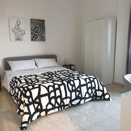 بيت ضيافة Port Side Elegance باليرمو