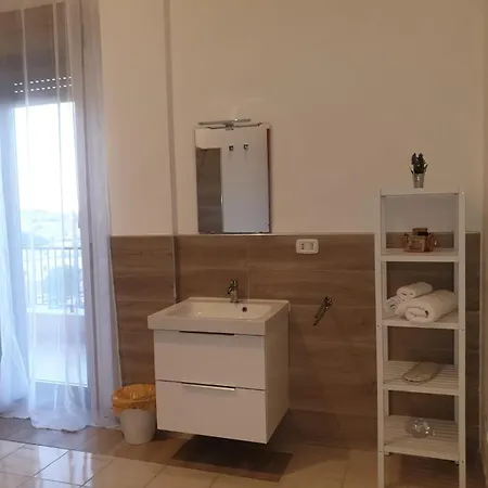 Port Side Elegance 3*