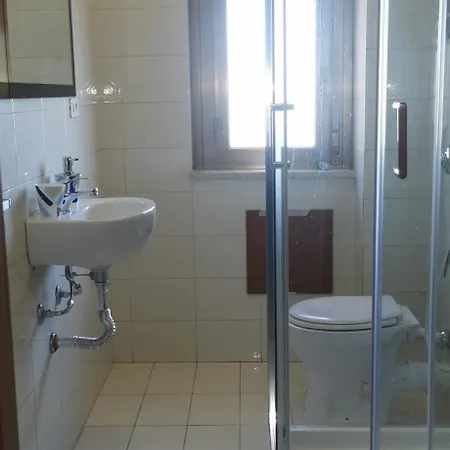 Port Side Elegance بيت ضيافة