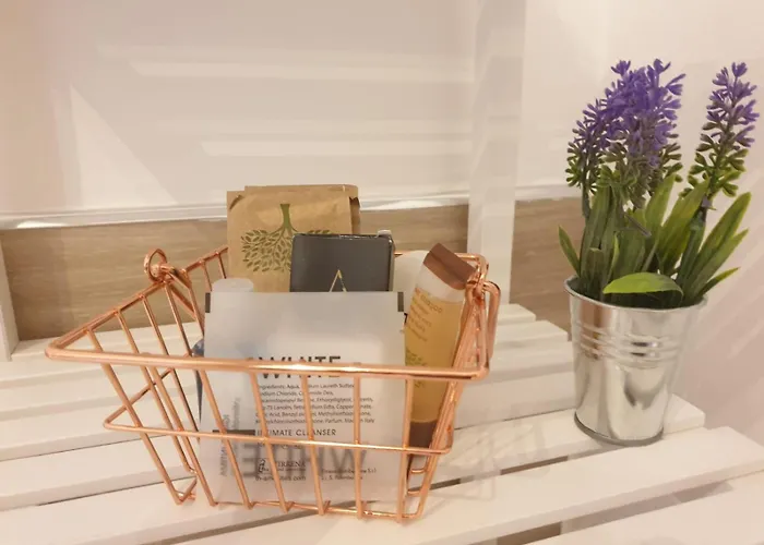 Port Side Elegance Гостевой дом Палермо