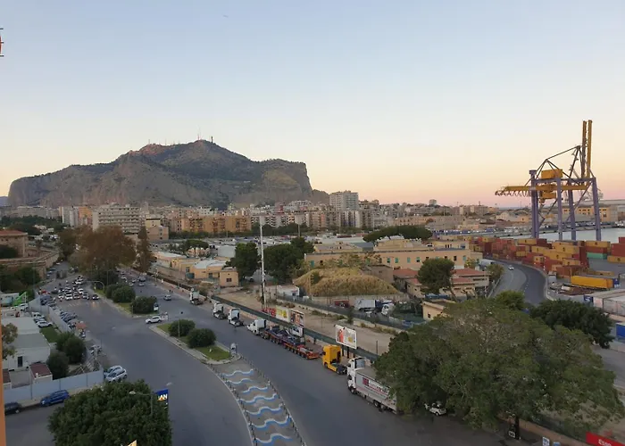 Port Side Elegance 4* Палермо