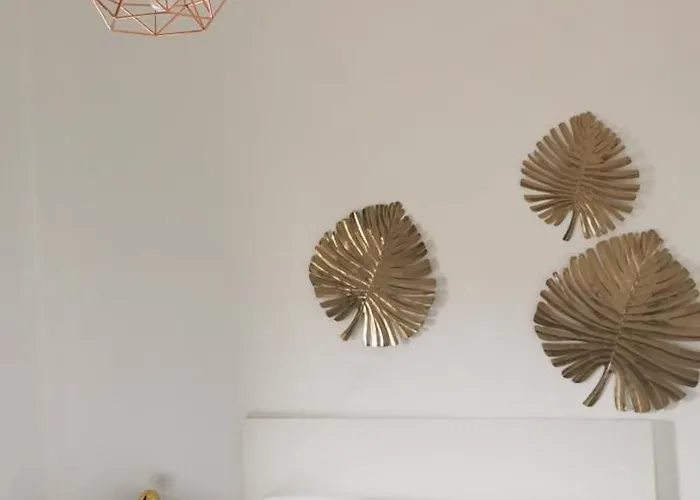 Гостевой дом Port Side Elegance 4*